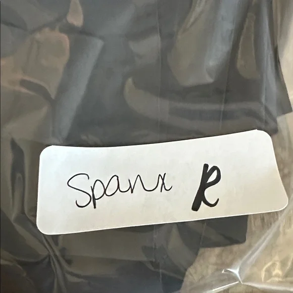 SPANX L one piece top and thigh control spandex contouring slimming shapewear - Picture 10 of 11